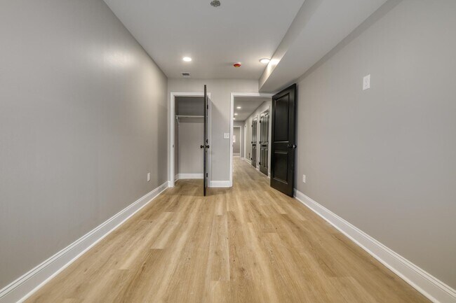 Building Photo - 1709 Edmondson Ave