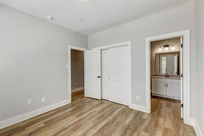 Building Photo - 4405 Titus Dr