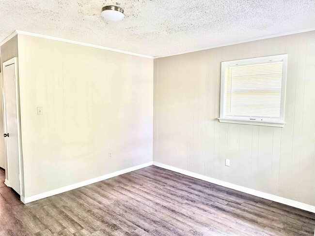 Building Photo - 2030 Colorado St