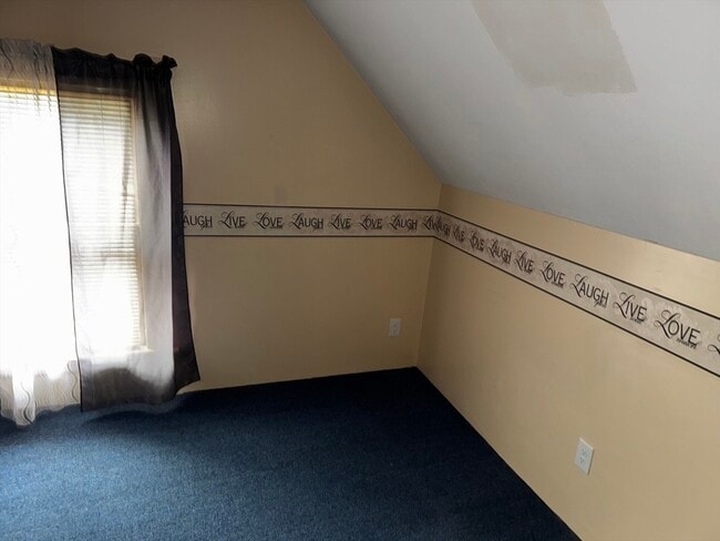 Building Photo - 85 Boutelle St