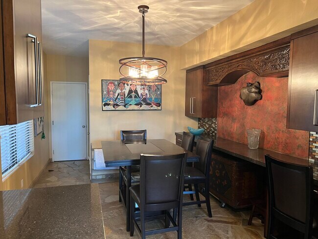 Building Photo - 38145 Crocus Ln