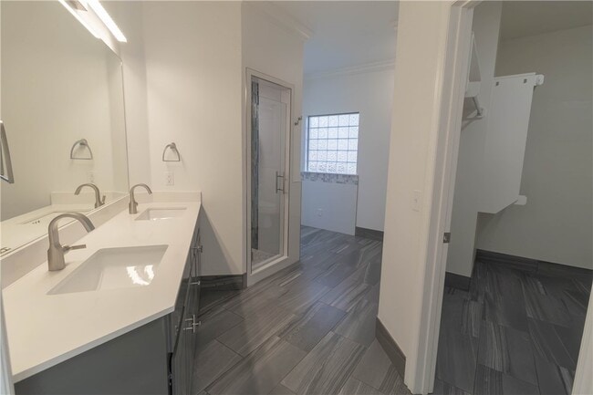 Building Photo - 4518 Olive Tree Ave