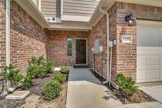 Building Photo - 3109 Ethan Ln