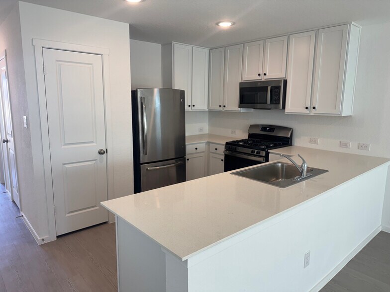 Building Photo - 11802 Bluebell Rdg