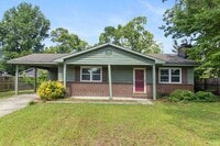 Building Photo - 3 Bedroom 1.5 Bath Ranch in Hope Mills