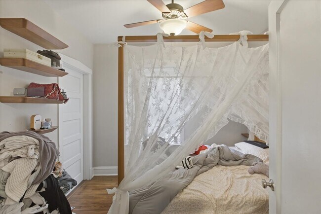 Building Photo - 1042 North Kedzie-1