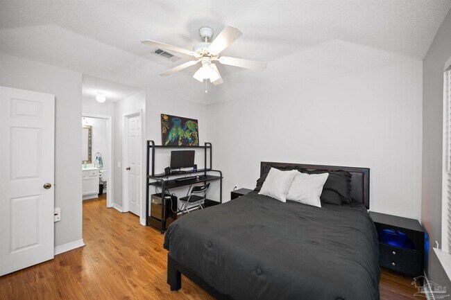 Building Photo - 3025 Flintlock Dr