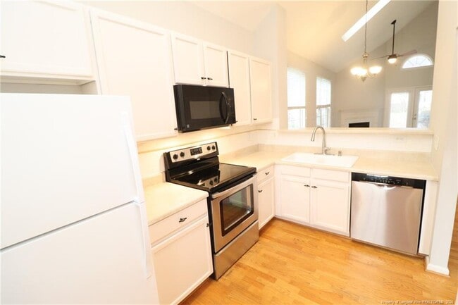 Building Photo - 3013 Silky Dogwood Trail