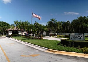 Building Photo - 2650 Greenwood Terrace