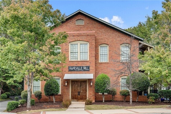 Building Photo - 3371 Dogwood Dr