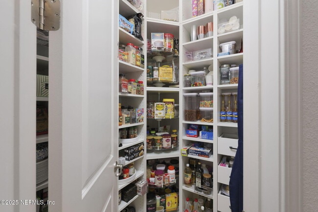 Building Photo - 8578 Mabel Dr