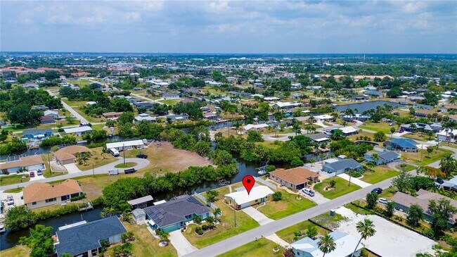 Building Photo - 644 Bonita Ct