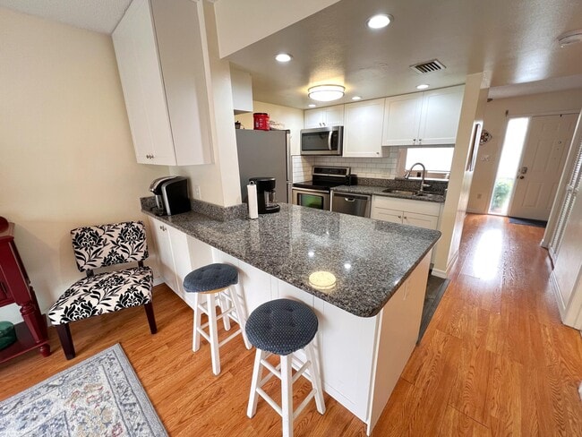 Building Photo - 513 Seaport Blvd