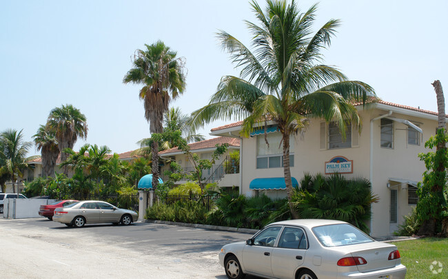 Building Photo - Palm Key Apartments