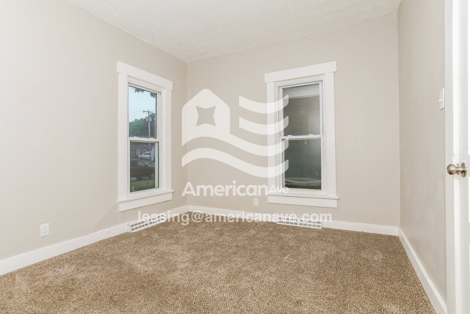 Building Photo - 833 Jefferson St