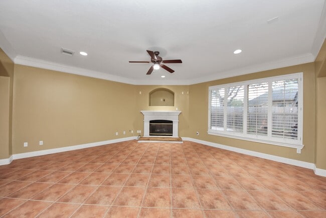 Building Photo - 12702 Silver Rod Ln