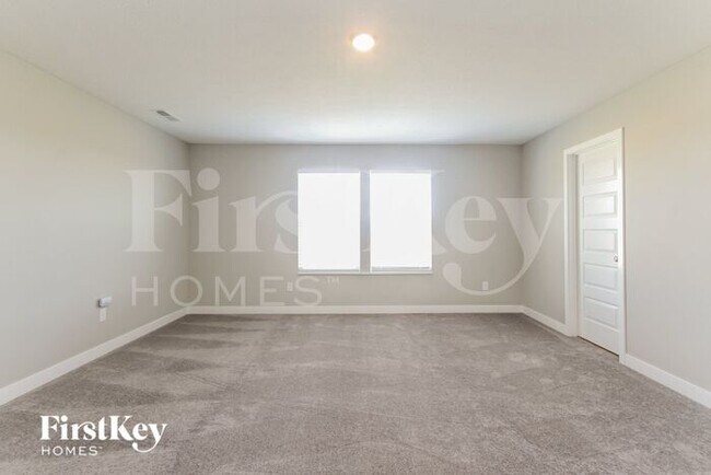 Building Photo - 2368 S Carlota Dr