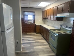 Building Photo - Lebanon 1st floor 1 bedroom-section 8 cons...