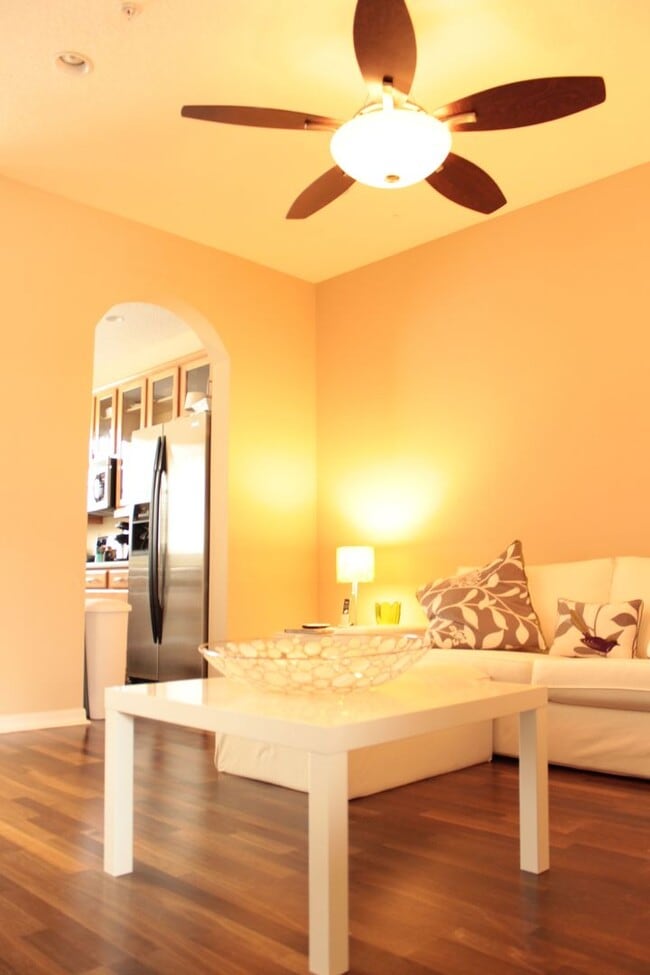 Building Photo - 3/2.5 Townhouse with Garage and Waterview in Tuscany Place of Millenia