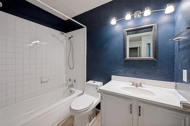 Building Photo - 9008 Topperwind Ct