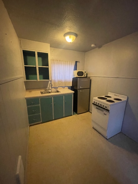 Building Photo - 14847 Montana Hwy 35