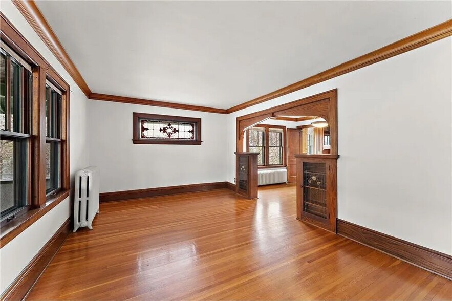 Building Photo - 2017 Laurel Avenue