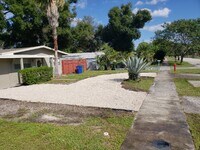 Building Photo - 341 Delaware Ave