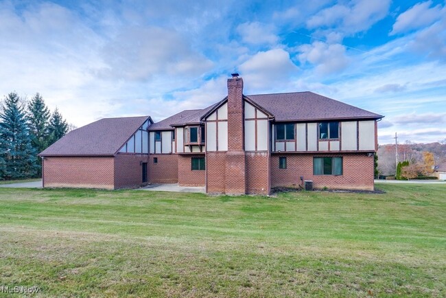 Building Photo - 4700 Barnsleigh Dr