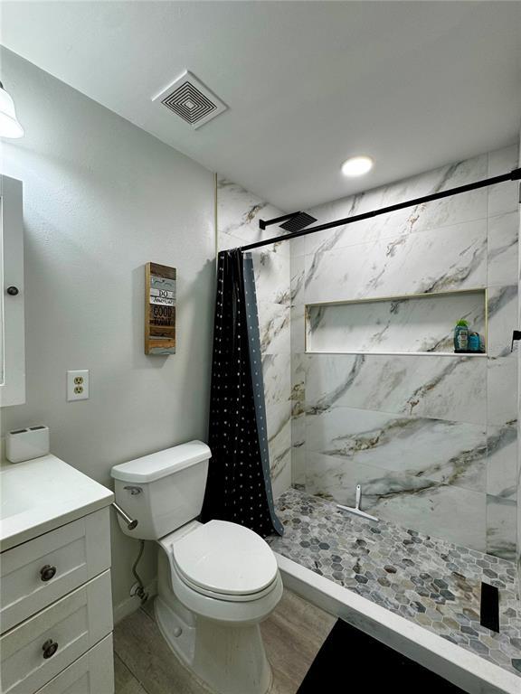 Building Photo - 3031 Quail Hollow St