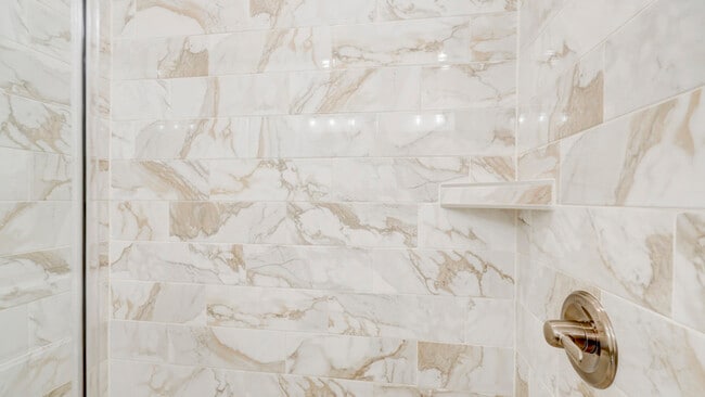 Building Photo - 5509 Swaling St