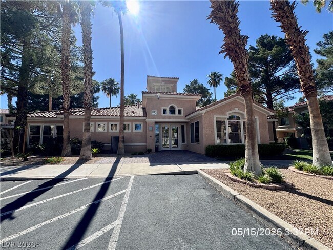 Building Photo - 251 S Green Valley Pkwy