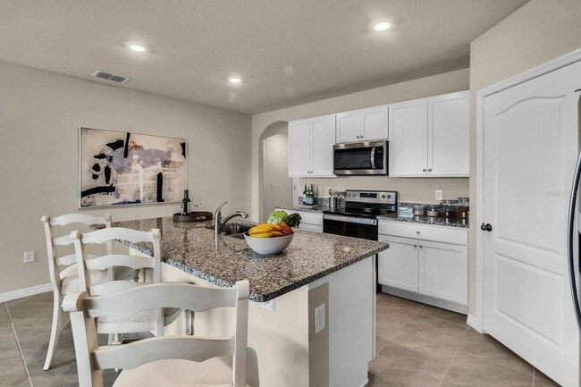 Building Photo - 9560 Black Walnut Dr
