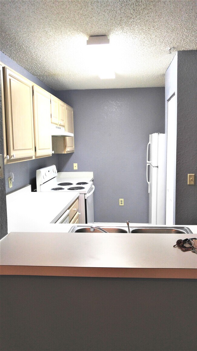 Building Photo - 4285 Summer Landing Dr
