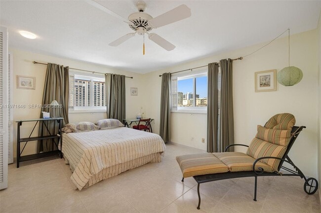 Building Photo - 2001 S Surf Rd