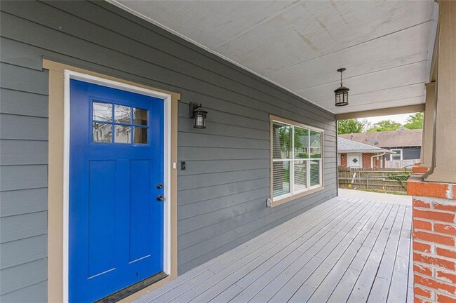Building Photo - 3362 Colville Ave