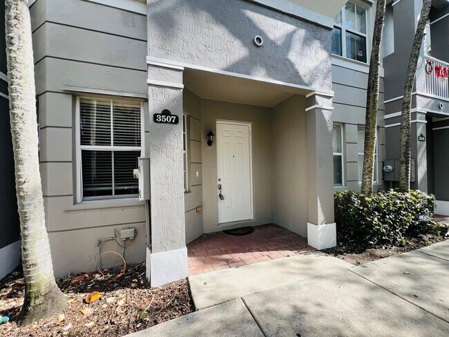 Building Photo - 3507 Shoma Dr