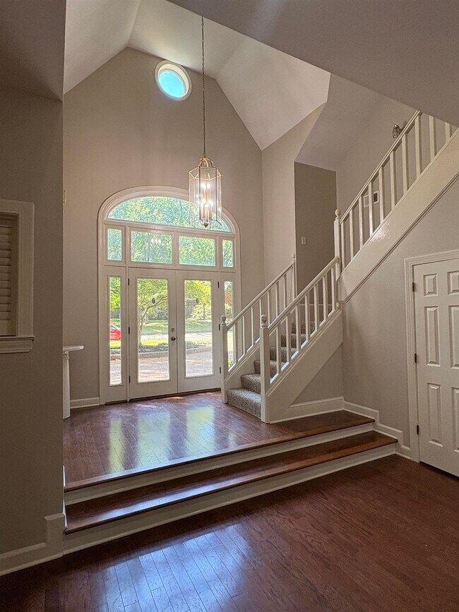 Building Photo - 1703 Bryn Mawr Cove
