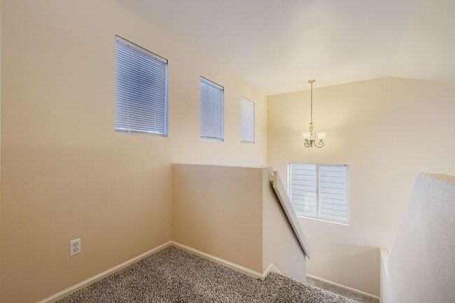 Building Photo - 2222 Woodpark Dr