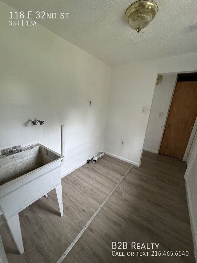 Building Photo - 118 E 32nd St