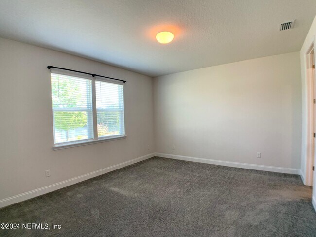 Building Photo - 1499 Tropical Pine Cove