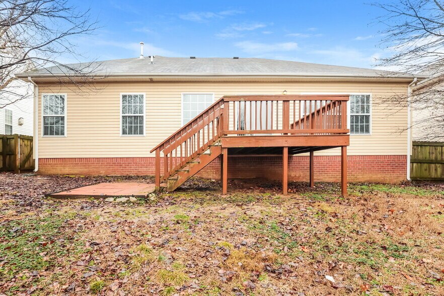 Building Photo - 3153 Skinner Dr