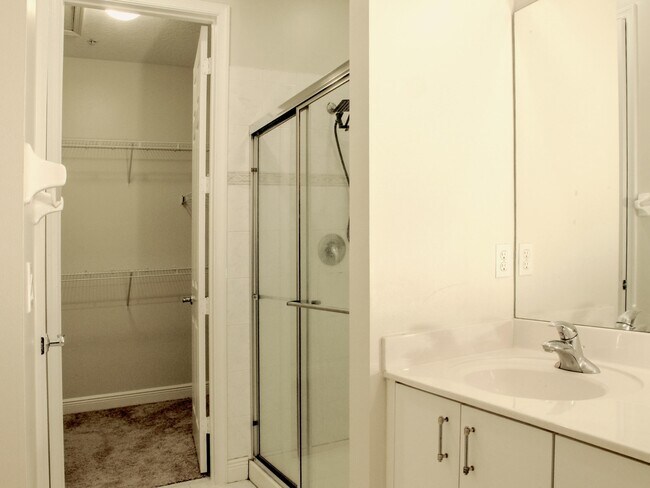 Building Photo - 124 Jesup Ln