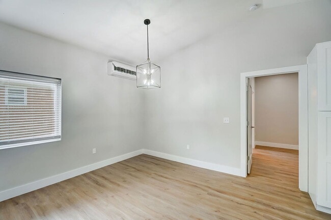 Building Photo - 3719 Kirkup Ave