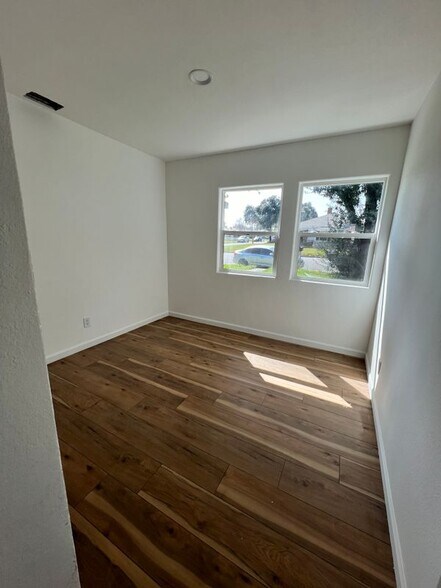 Building Photo - 2907 N I St