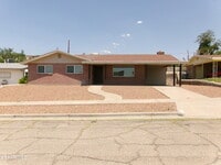 Building Photo - 6253 Dew Dr