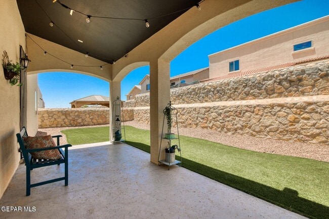 Building Photo - 12133 Chapel Hill Rd