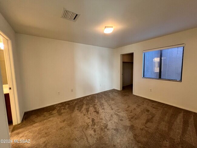 Building Photo - 4166 N Fortune Loop