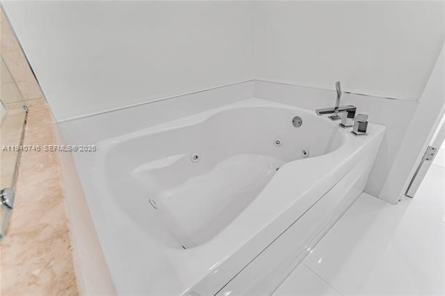 Building Photo - 50 Biscayne Blvd