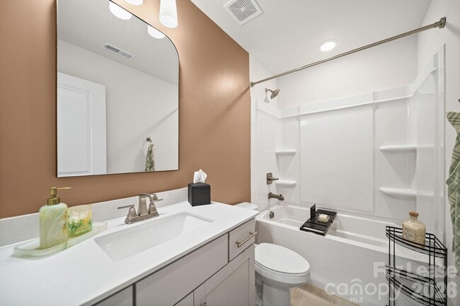 Building Photo - 333 Quartz Hl Wy