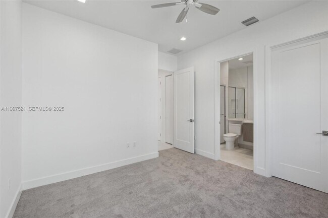 Building Photo - 13131 Feathering Wy